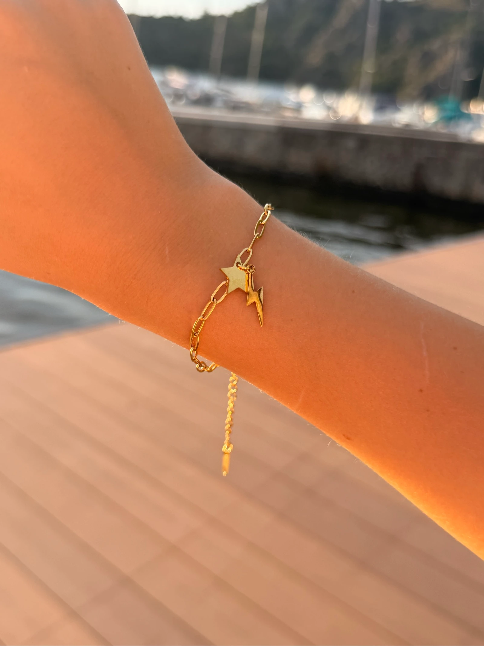 Bracelet